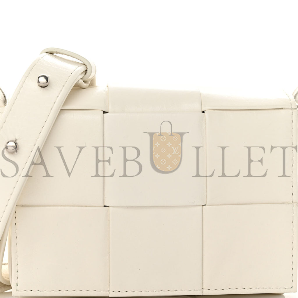 bo*te*ga Ve*ne*ta lambskin maxi intrecciato extra mini cassette crossbody bag white (13*9*4cm)